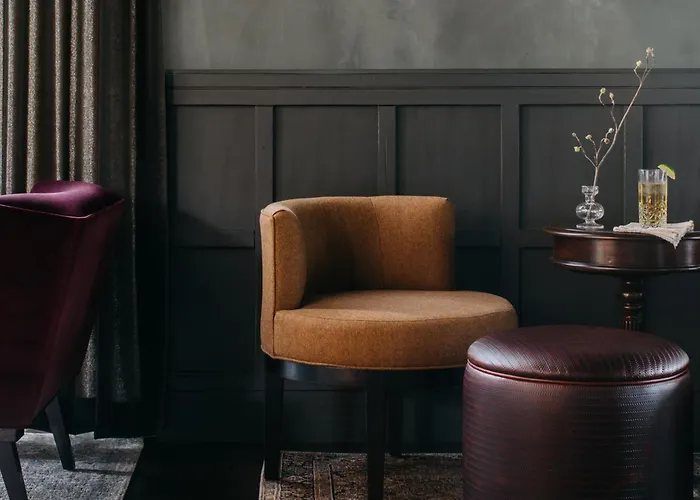 The Study At The Of 4* Chicago